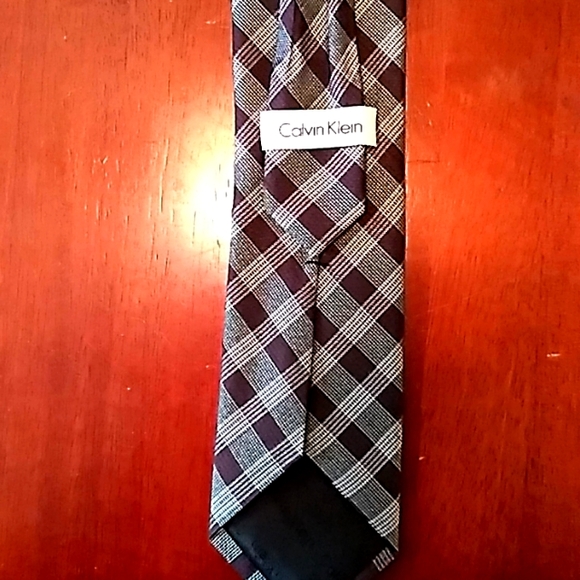 Necktie - Picture 3 of 4